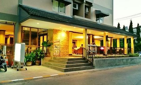 People Place Boutique In Town Hotel - Sha Extra Plus Chiang Mai Exterior foto