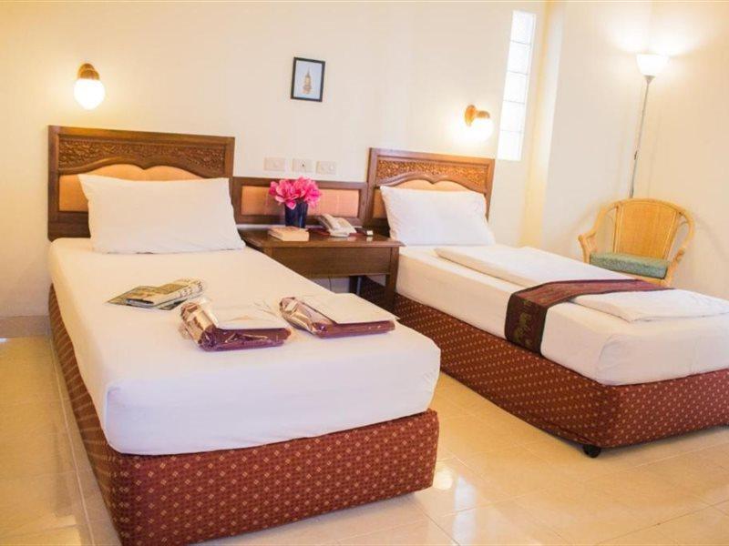 People Place Boutique In Town Hotel - Sha Extra Plus Chiang Mai Exterior foto